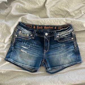Rock Revival Shorts Size 31